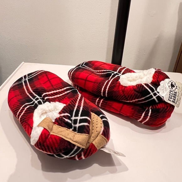 Fuzzy Slipper Socks - Size M/L - Picture 3 of 6